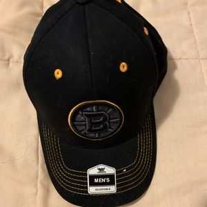 👾 Boston Bruins Official NHL Hat